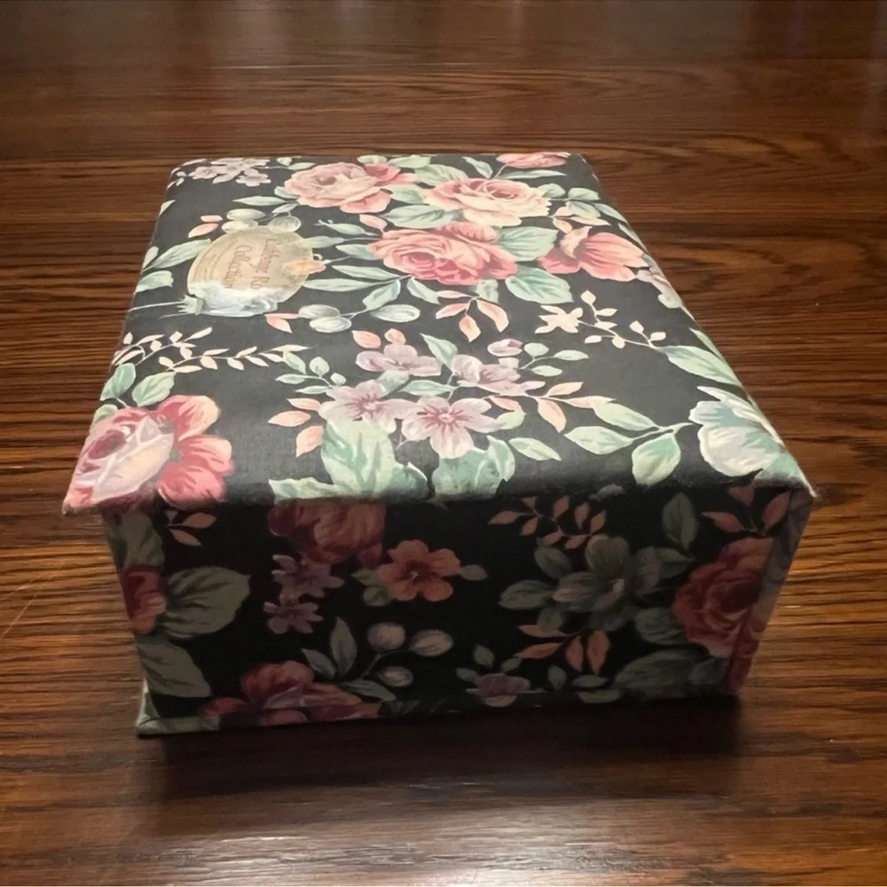 Vintage French Floral Fabric Covered Jewelry Pull Out Tray Fabric Sewing Box - Picture 6 of 8